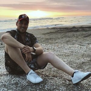 Meet your Posher, Shayan